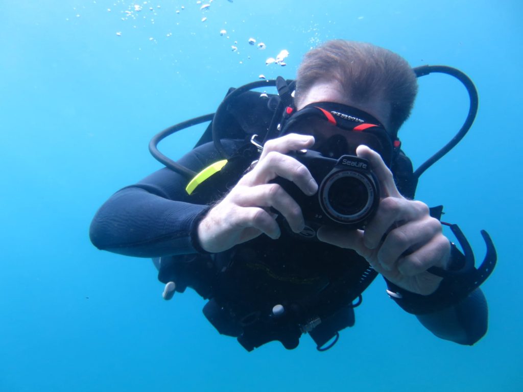 Wolfgo Diving Camera-JS4004 Outdoor-Tauchkamera 720P wasserdichte Kamera Aufnahme Luftbildfotografie Schwarz 