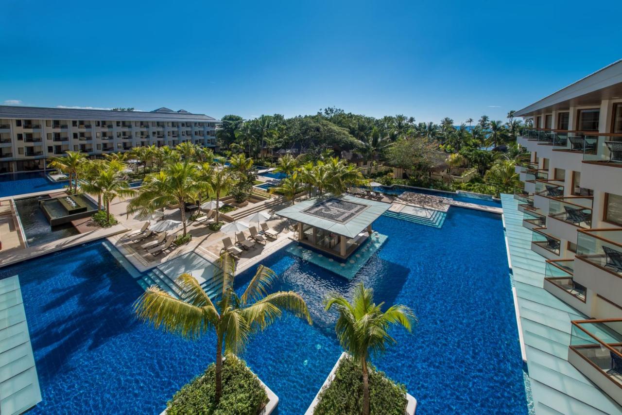 Henan's Resort along Alona Beach in Panglao