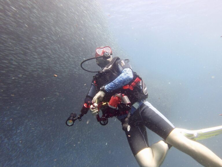 scuba diving trips in philippines