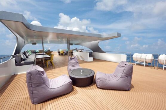 Sundeck of the Gaia love 2