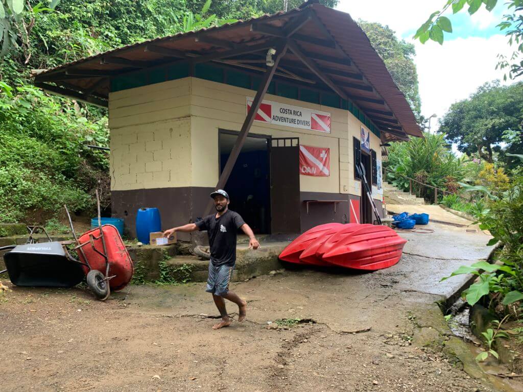 costa rica dive center